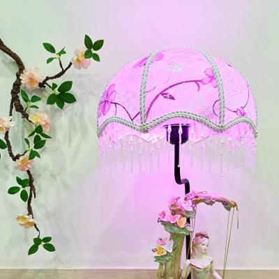 ĐÈN PHONG CÁCH CHÂU ÂU – CÔ GÁI NGỒI XÍCH ĐU